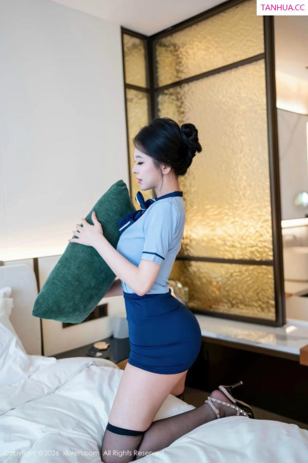   [XiuRen]高清写真图 2026.01.22 No.11259 诺诺子 性感OL第8张图片